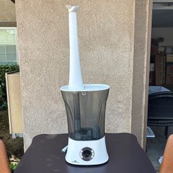 Air Innovations Humidifier With Nightlight 