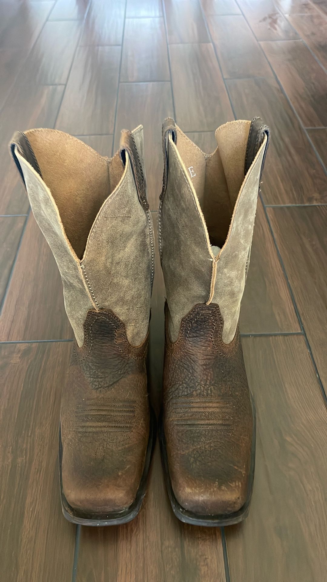 ARIAT Men’s Cowboy Boots, worn once