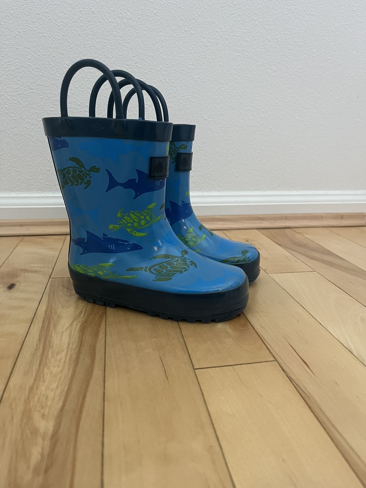 Oaki Rain Boots Size 6