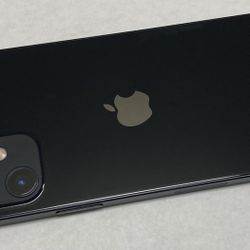 Like New, Excellent Unlocked IPhone 12 with 128gb Works With Any Company.   Verizon, Att, T-Mobile, metro pcs, cricket and Overseas. Comes with charge