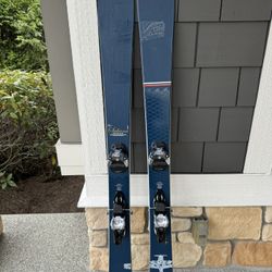 Line Sakana Skis Size 166 w/ Salomon Warden Bindings 