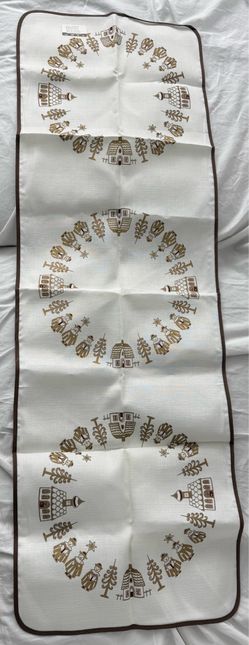 Table Runner