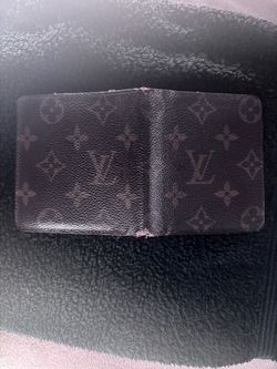 Louis Vuitton Men’s Monogram Wallet