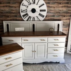 Beautiful MCM Style King Bedroom Set 