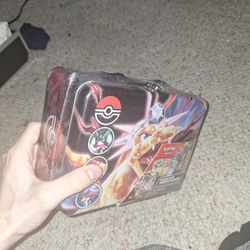 Pokemon Carizard Lunch BOX TIN 