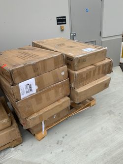 FURITURE PALLETS