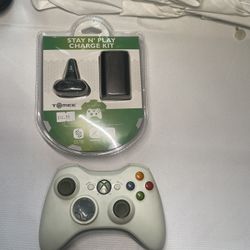 Xbox 360 Controller With Rechargeable Battery Pack