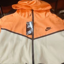 Nike Sweatsuits 