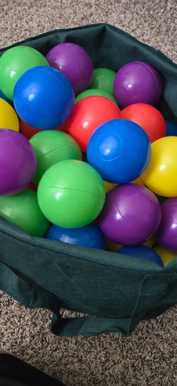 Toddler toy plastic balls