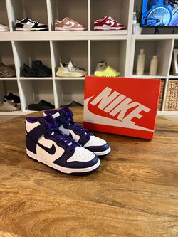 Nike dunk high purple size 5y Deadstock