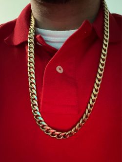 10k gold Cuban link chain 28 inch’s,11mm wide,72 grams