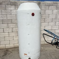 300 Gallon Water Tank