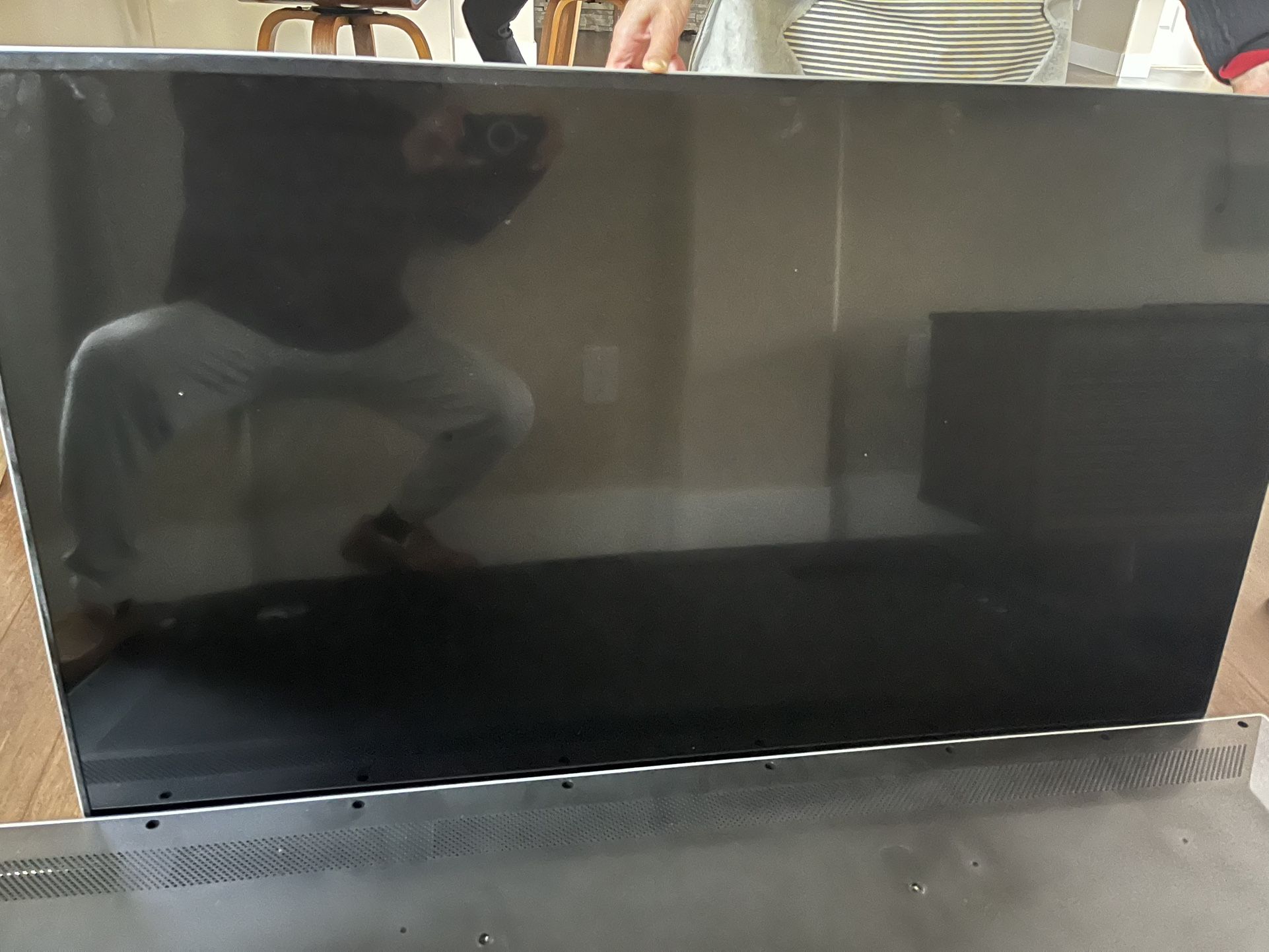 55” LG TV Sale for $85