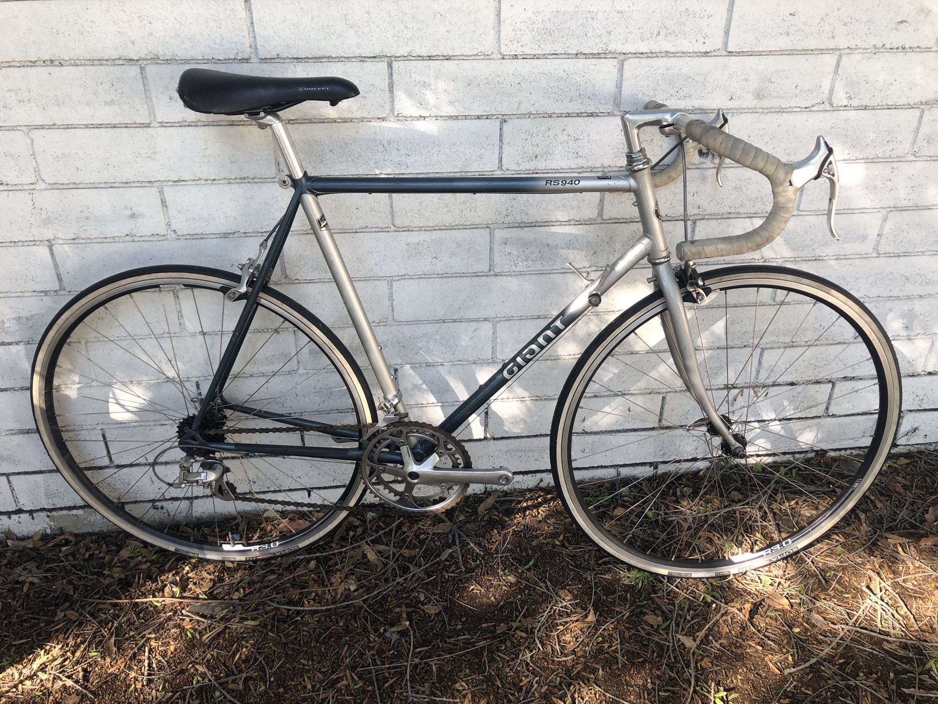 giant rs940 road bike