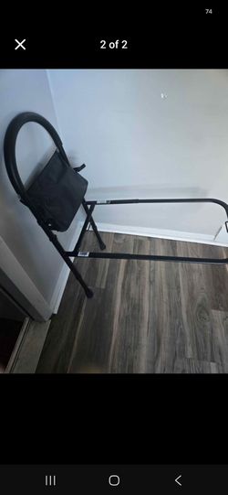 Bed Rail Safety Handle with Storage Pouch