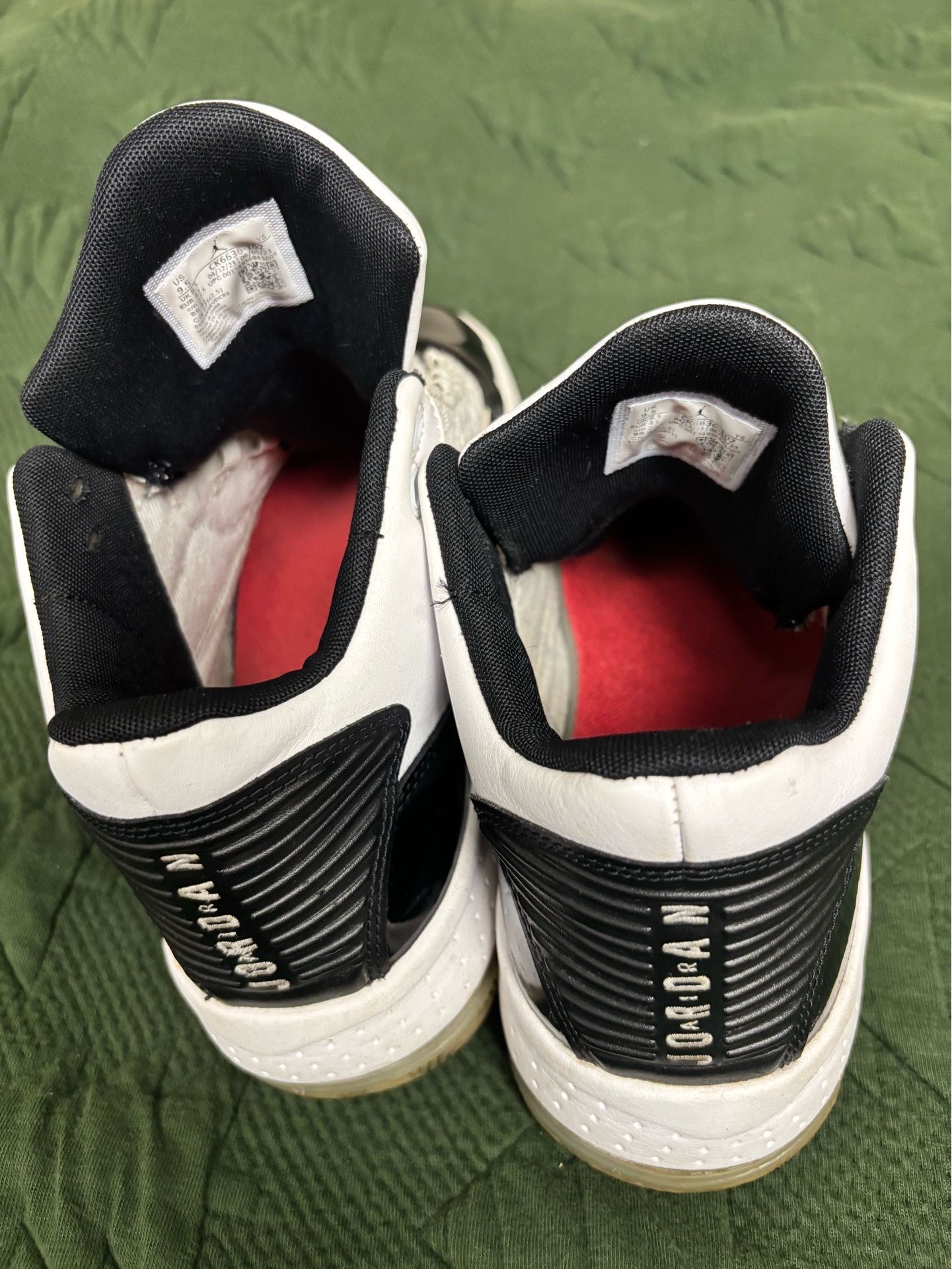 TENIS JORDAN BLANCOS