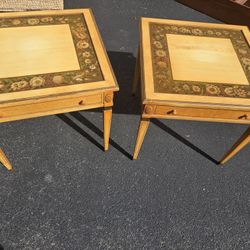 Pair Of Vintage Italian Or French Style Painted Wood End Tables