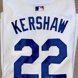 Clayton Kershaw Signed Jersey 