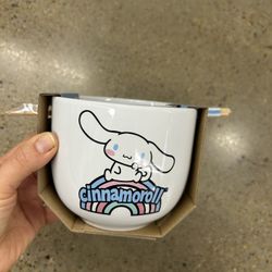 NWT Cinnamoroll ceramic bowl with chopsticks