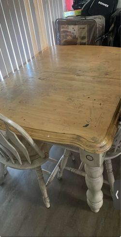 Kitchen table