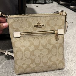 Coach Bucket Bag