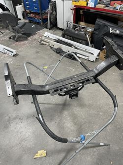 22 Tacoma Tow Hitch 