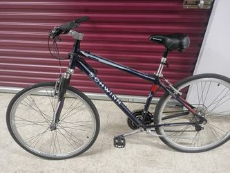 Schwinn Trailway Hybrid Bike Blue