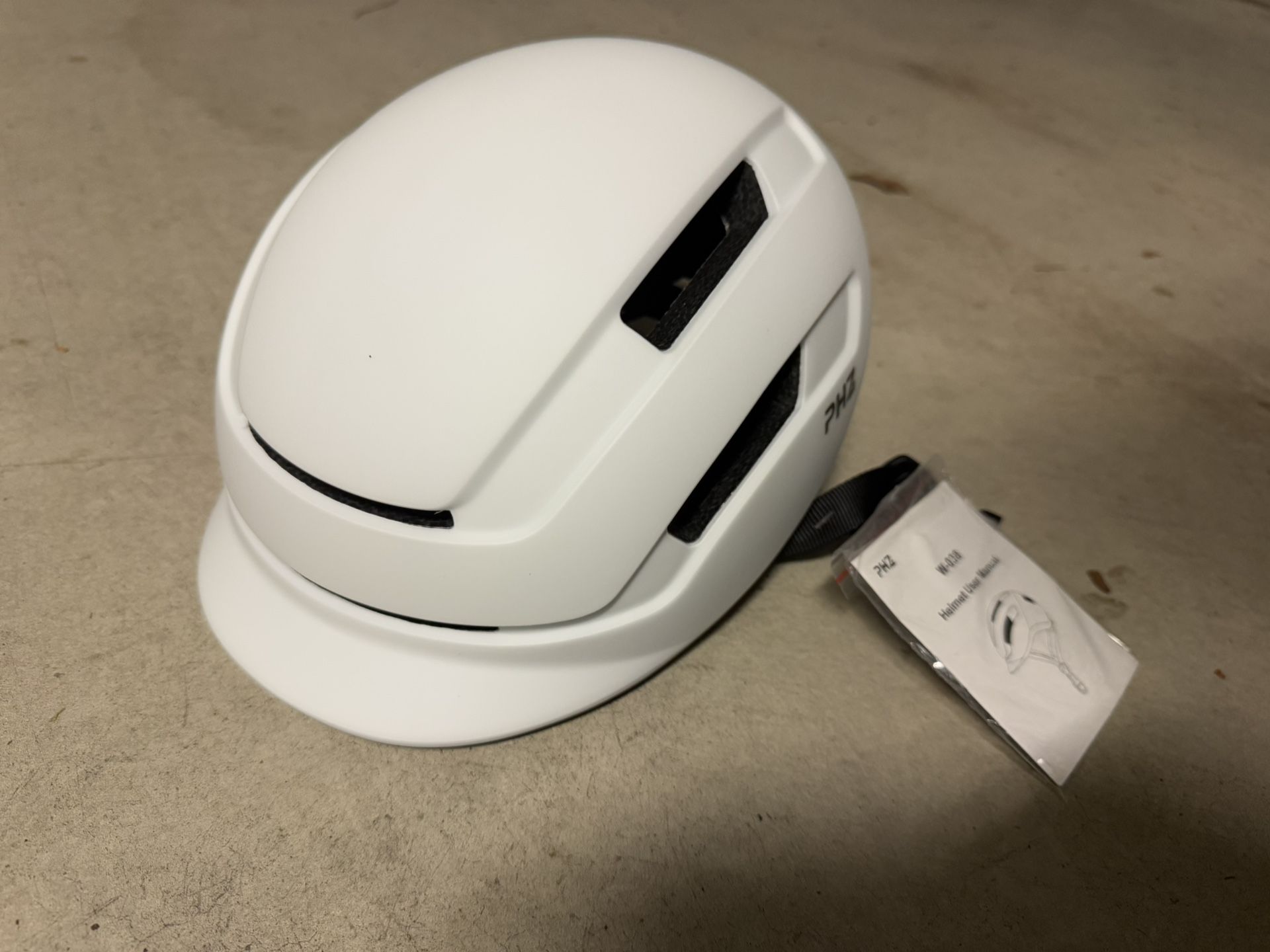 Brand New Kid’s Bike Helmet (Adjustable For Different Size Head)
