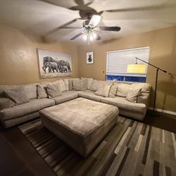 Cream L Shaped Sectional + Ottoman !! Free Delivery!! 🚚 