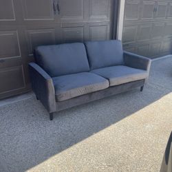Brand new Grey Velvet Sofa, Retail  For Over $600
