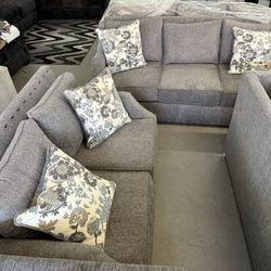 NEW SOFA AND LOVESEAT SET ASHLEY FURNITURE 