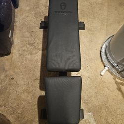 Titan fitness Workout Bench