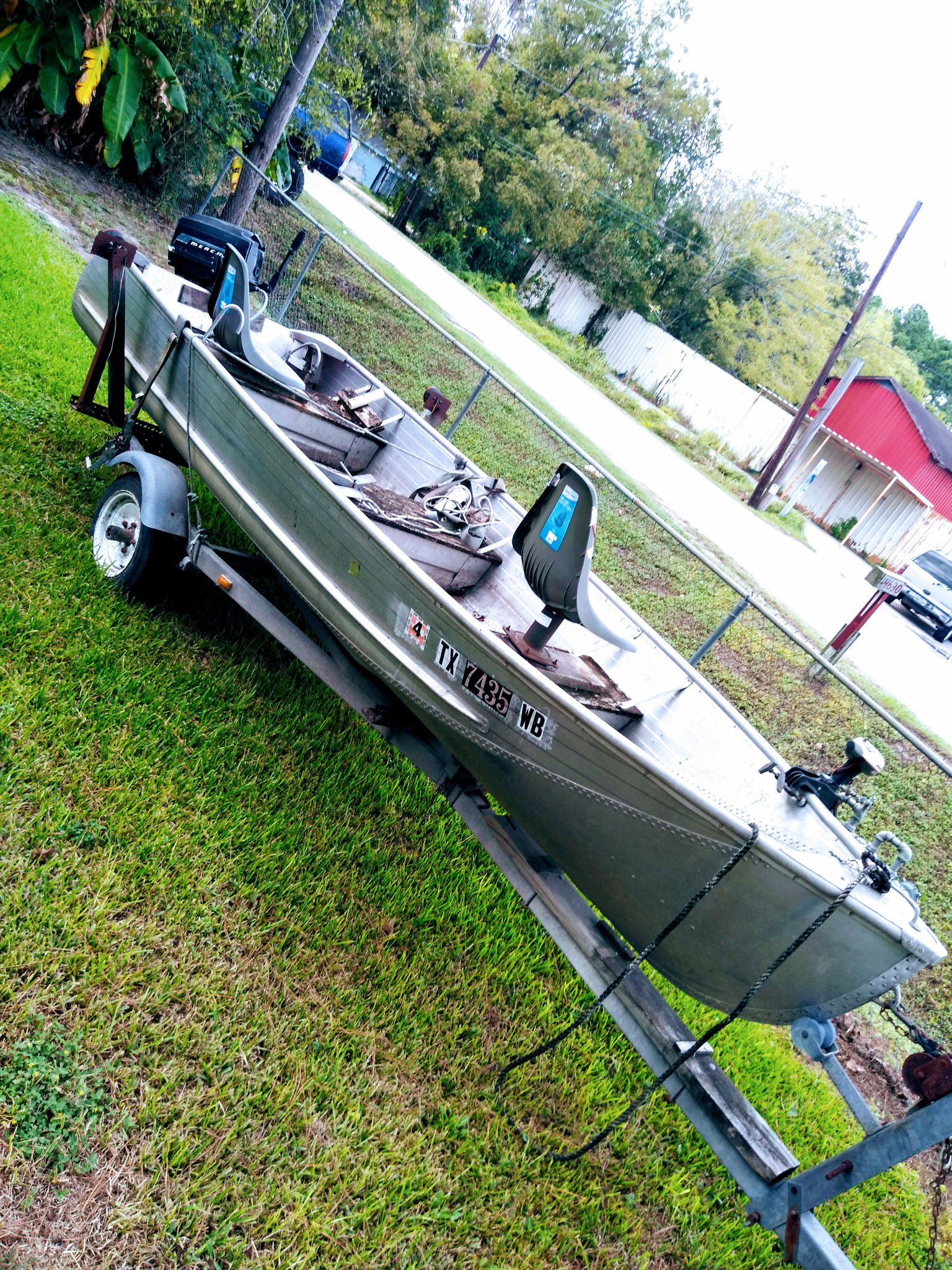 16 ' all aluminum boat, Mercury 11 hp runs n fresh and salt water. Trolling motor included. New seats, gas tank and gas line
