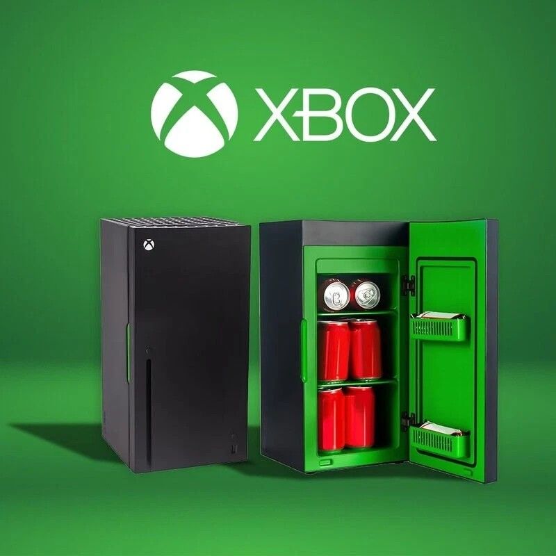 XBOX SERIES X REPLICA MINI 8 CAN FRIDGE- Brand New