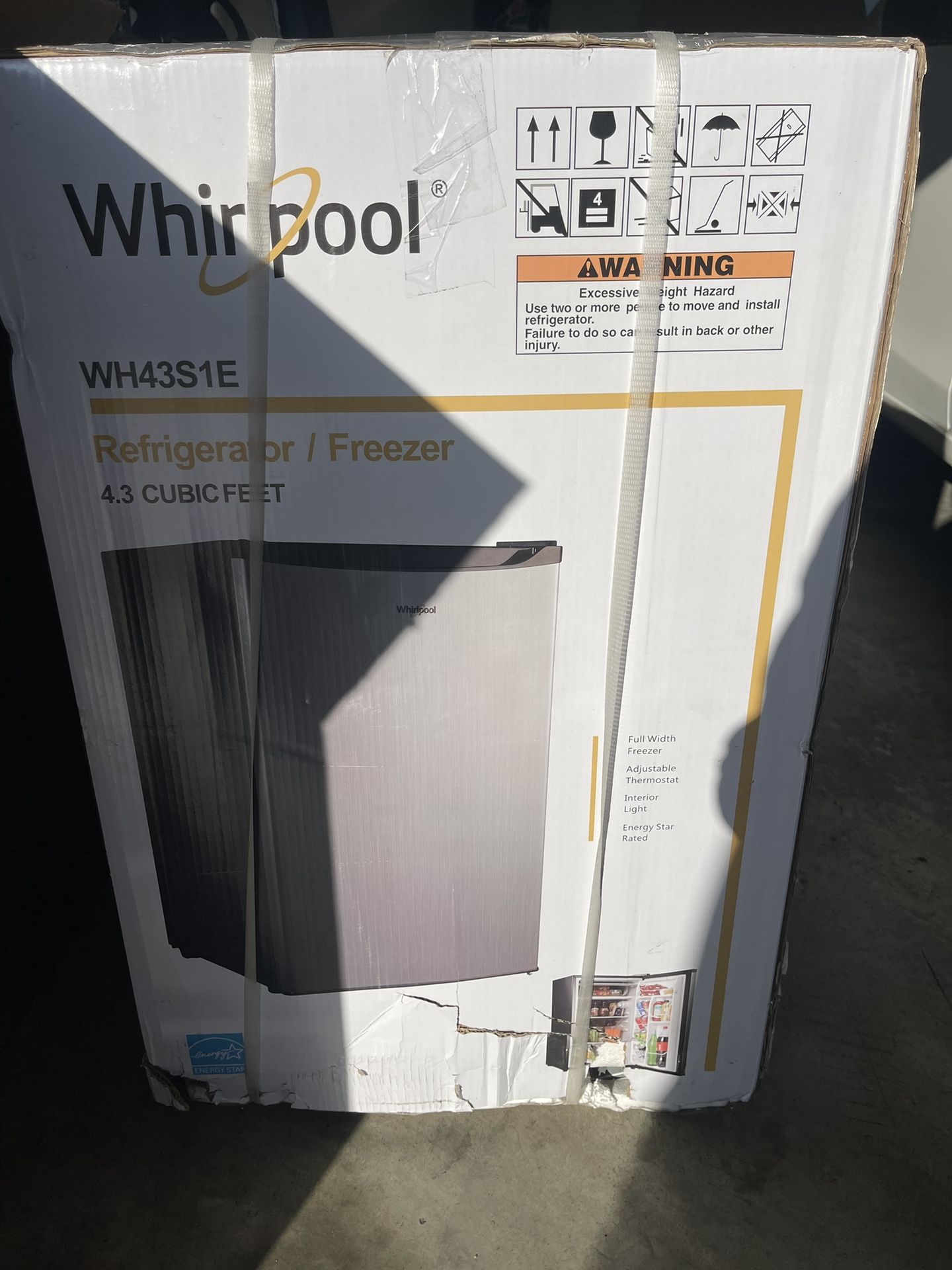 Whirlpool Refrigerator
