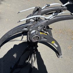 Saris Bones 2-Bike Trunk Rack
