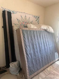 Queen Size Mattress & Bedset