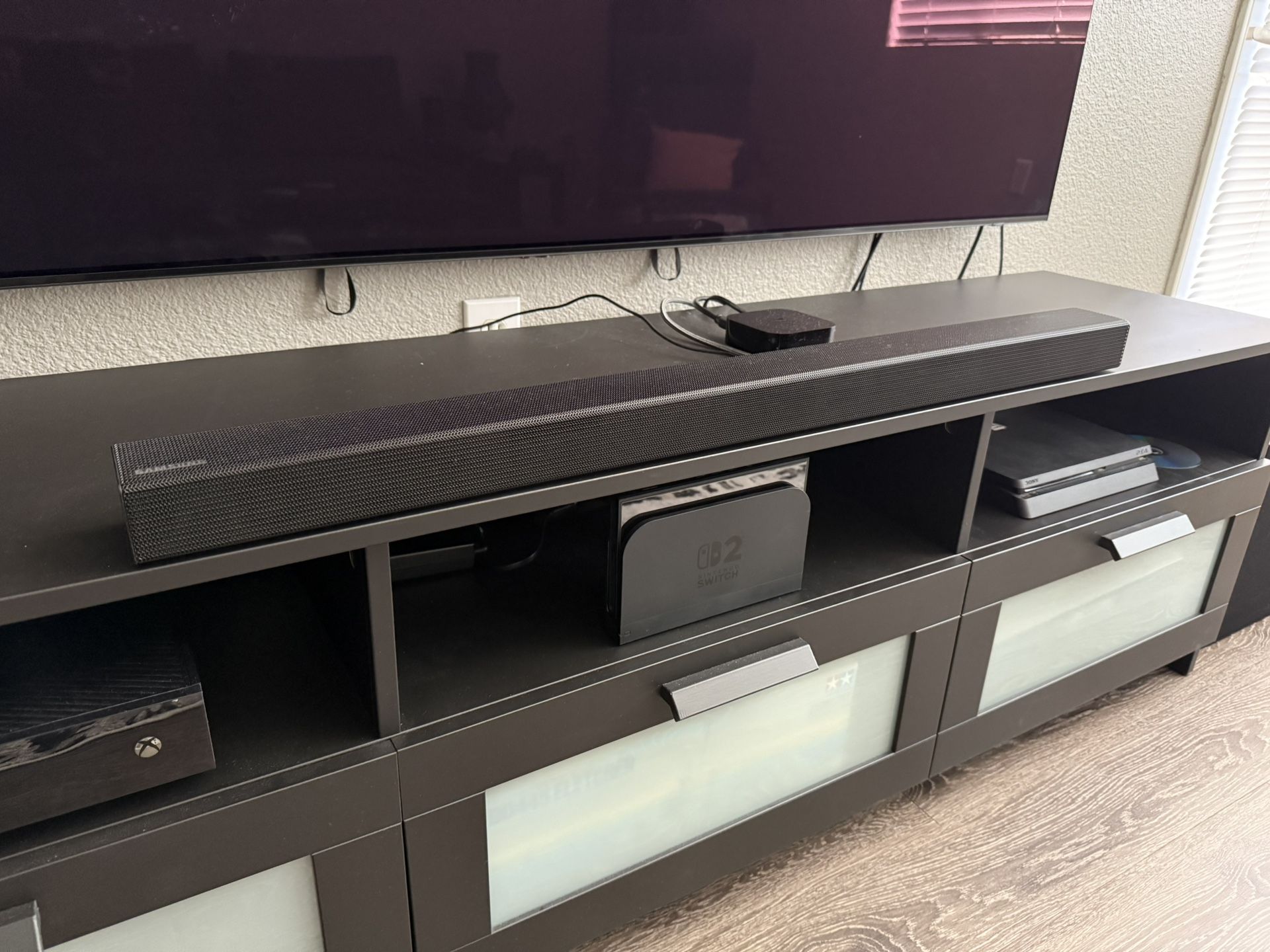 Samsung Soundbar And Subwoofer