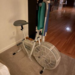 hands /legs bicycle exercise machine