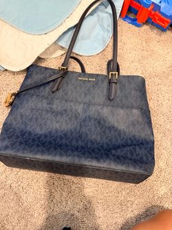 MK purse