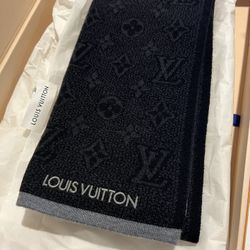Louis Vuitton Scarf