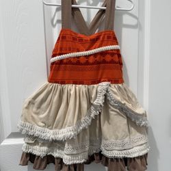Girls size 6T Moana dress