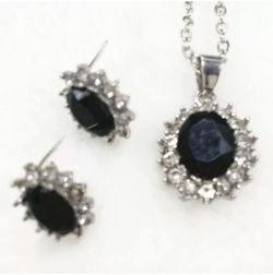 Black Necklace and Earrings Set