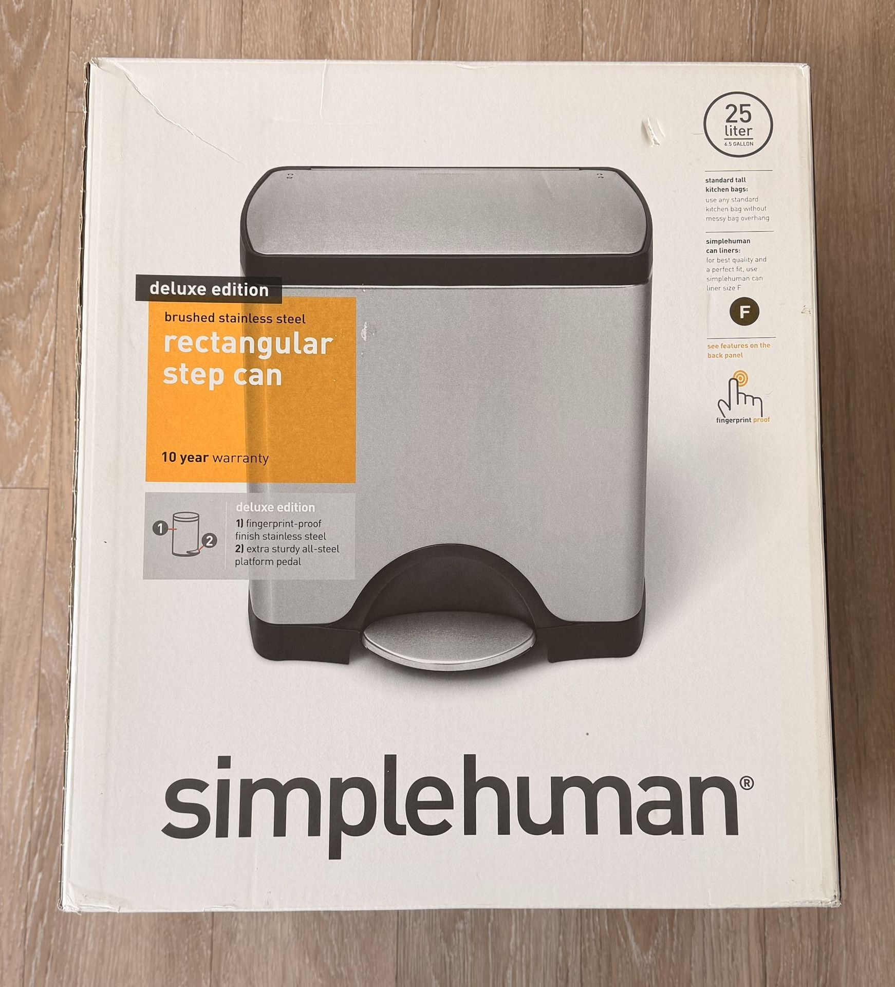 Simplehuman 25 Liter trash can