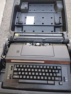 Electric type writer