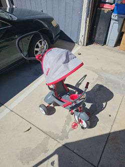 Radio flyer 4 in 1 stroll N bike.