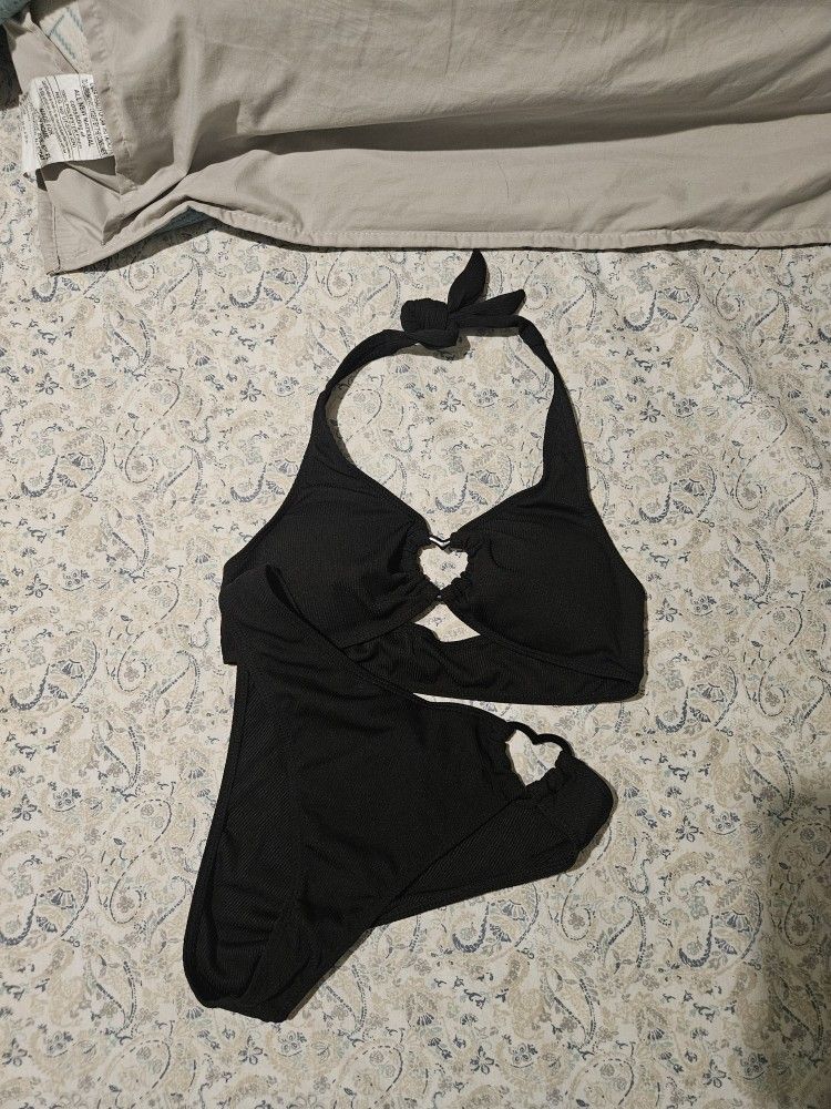 Black Bikini With Heart Detajl Medium (Fits Small)