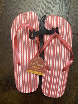 New Flip Flop Sandals Size 7/8 