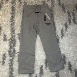 NEW Fear of God Essentials Dark Oatmeal Sweatpants Size Medium Uncuffed
