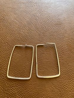 🌺🌸🌺BONITAS ARRACADAS CUADRADAS DE PLATA